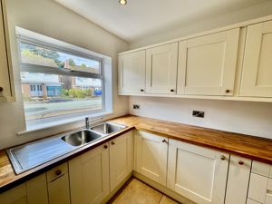 Open Plan Dining Kitchen- click for photo gallery